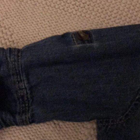 Old Navy denim button down - Picture 4 of 4